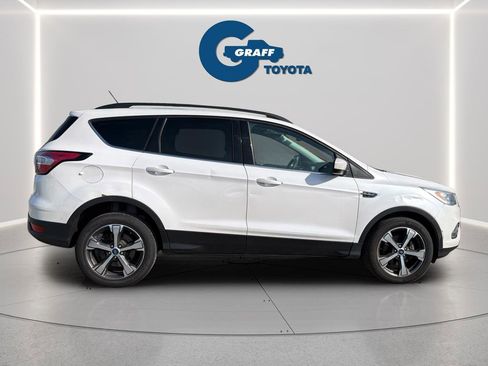 Used 2018 Ford Escape SEL w/ Ford Safe & Smart Package image 4