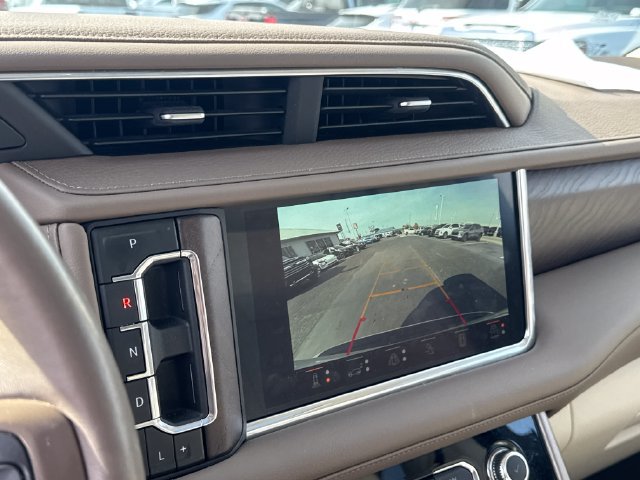 Used 2024 GMC Yukon Denali w/ Advanced Technology Package AWD/4WD image 24