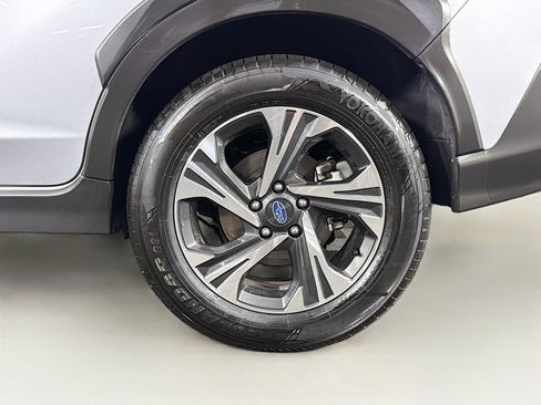 Used 2025 Subaru Crosstrek 2.0i Premium image 31