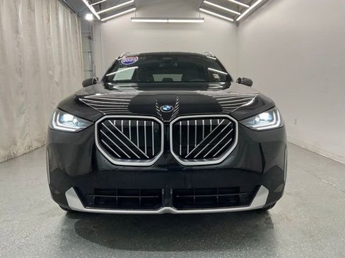 Used 2025 BMW X3 xDrive30 w/ Premium Package AWD/4WD image 3