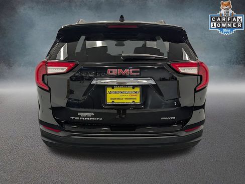 Used 2022 GMC Terrain SLE w/ Driver Convenience Package AWD/4WD image 5