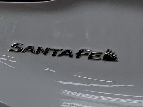 Used 2019 Hyundai Santa Fe Limited AWD/4WD image 30
