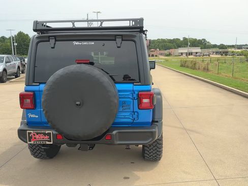 Used 2024 Jeep Wrangler Unlimited Sport AWD/4WD image 8