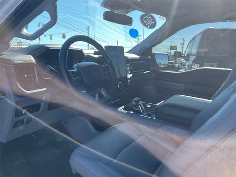 Used 2025 Ford F150 Lightning Flash image 7