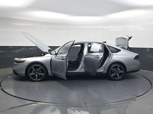 New 2026 Honda Accord SE image 32
