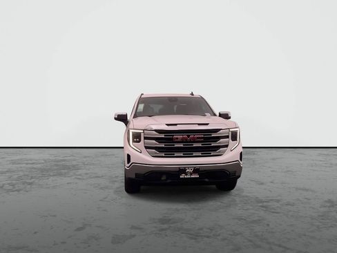 New 2026 GMC Sierra 1500 SLE w/ Preferred Package image 3
