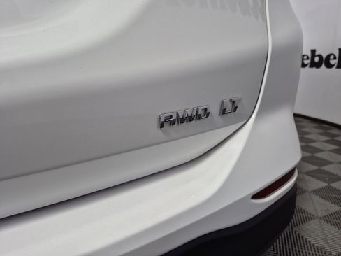 Used 2023 Chevrolet Equinox LT w/ LPO, Floor Liner Package image 23