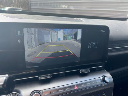 Used 2025 Hyundai Kona SEL image 20