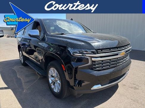 Used 2024 Chevrolet Tahoe Premier RWD image 1
