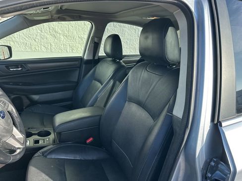 Used 2016 Subaru Legacy 3.6R Limited image 9