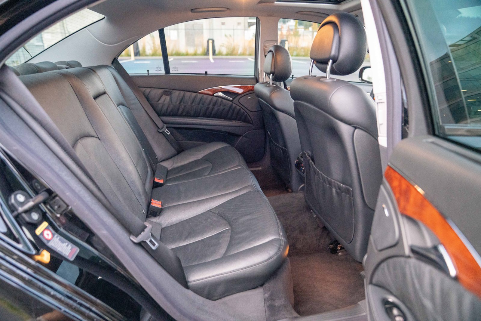Used 2005 Mercedes-Benz E 500 4MATIC Sedan image 26