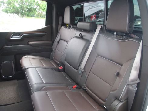 Used 2024 GMC Sierra 1500 Denali AWD/4WD image 26
