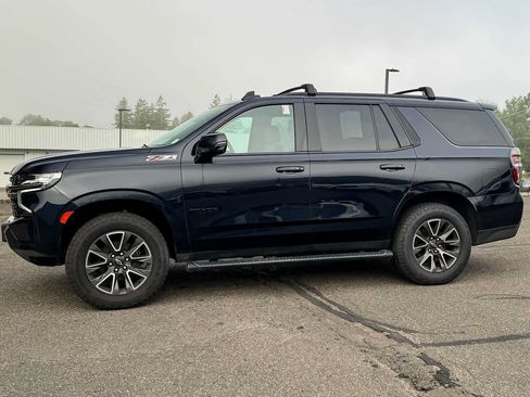 Used 2022 Chevrolet Tahoe Z71 w/ Luxury Package AWD/4WD image 6