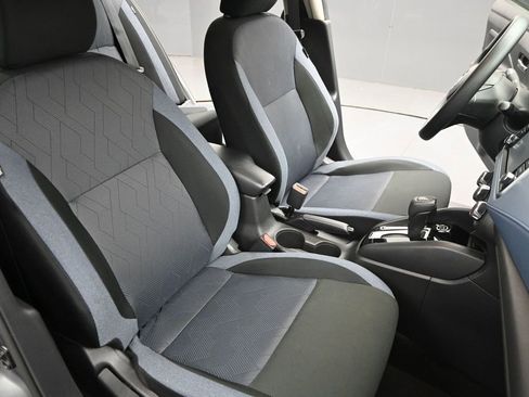 Used 2025 Nissan Versa SV w/ Trunk Package FWD image 23