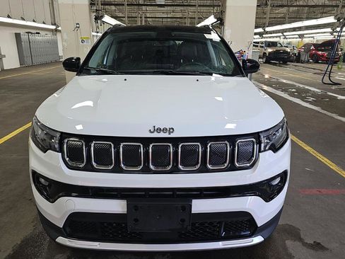 Used 2022 Jeep Compass Limited image 2