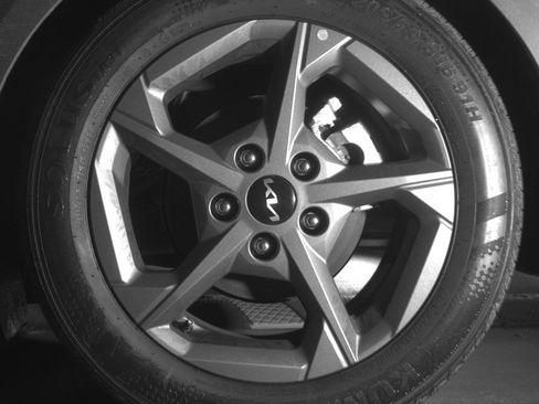 Used 2025 Kia K4 LXS image 14