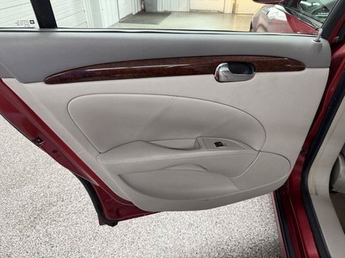 Used 2010 Buick Lucerne CXL FWD image 25