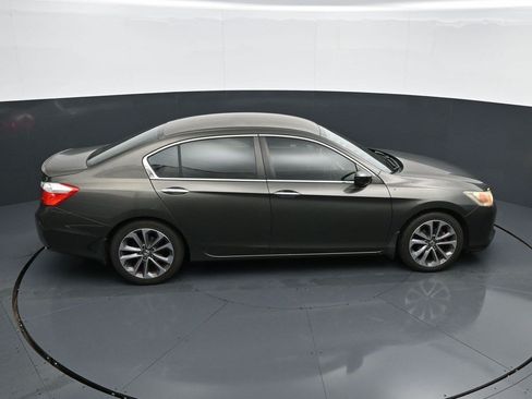 Used 2014 Honda Accord Sport image 21