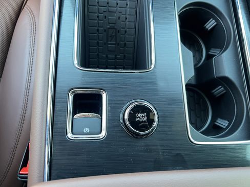 New 2025 Lincoln Aviator Reserve w/ Equipment Group 201A image 23