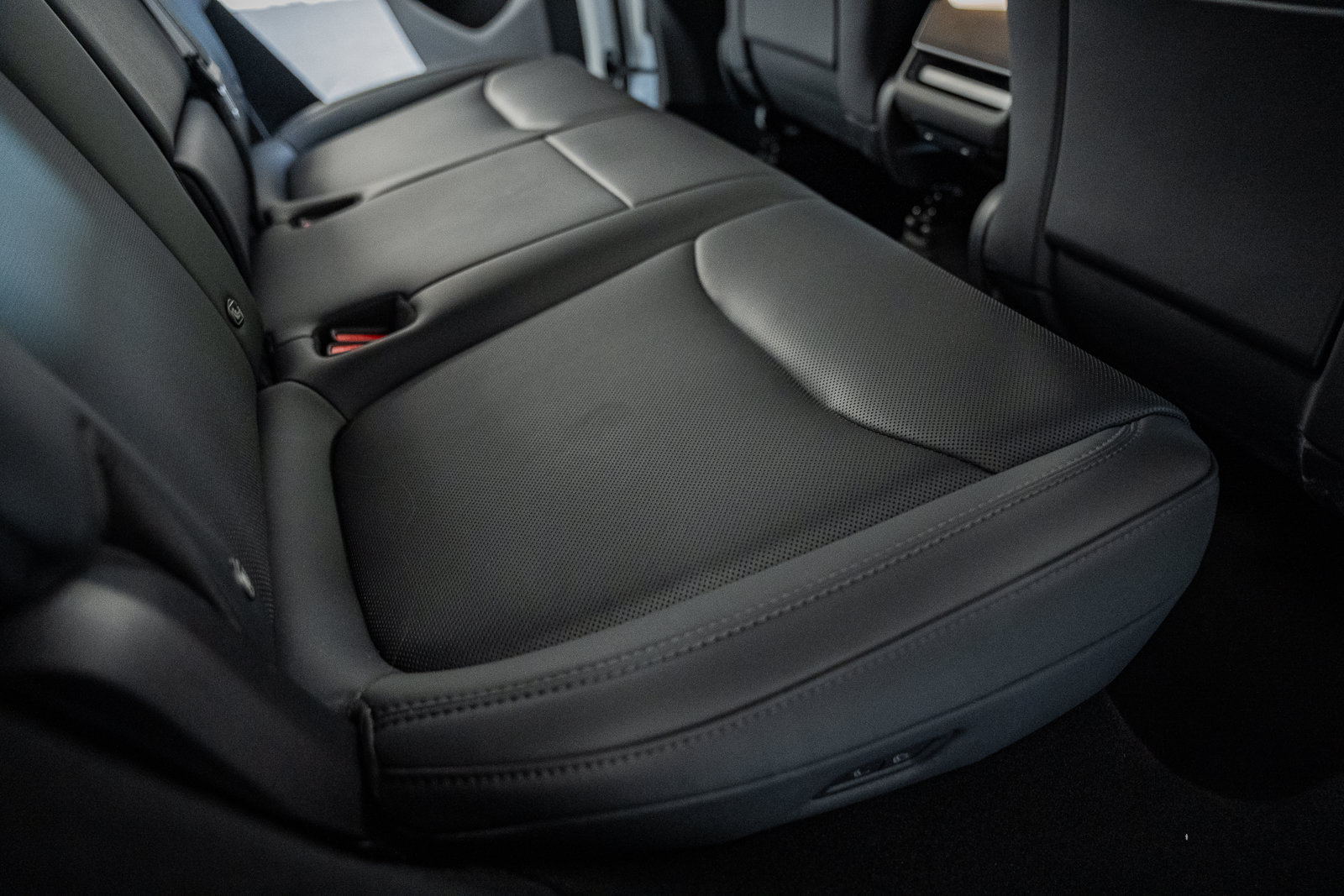Used 2026 Tesla Model Y AWD image 30