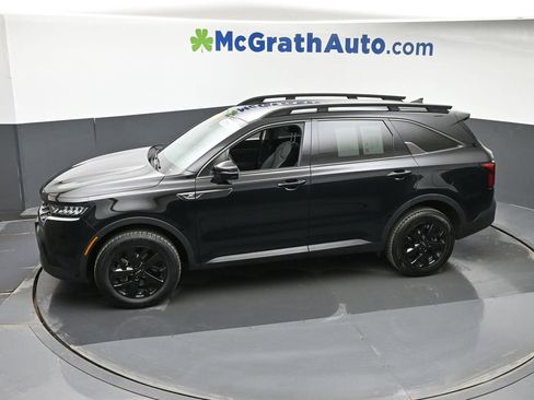 Used 2023 Kia Sorento S image 23