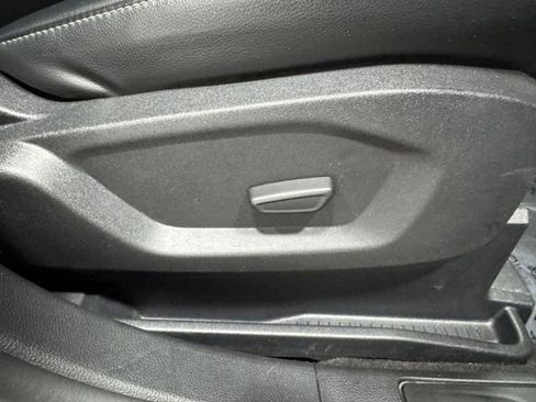 Used 2024 Ford Edge SEL image 20