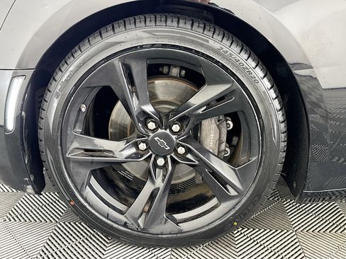 Used 2021 Chevrolet Camaro SS RWD image 42