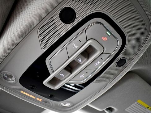 Used 2019 Audi Q8 Premium w/ Convenience Package image 42