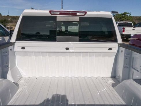 New 2026 Chevrolet Silverado 1500 LT image 24