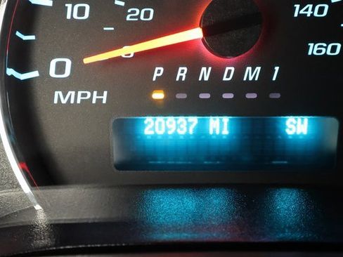 Used 2024 Chevrolet Express 3500 LT w/ LT Preferred Equipment Group image 13