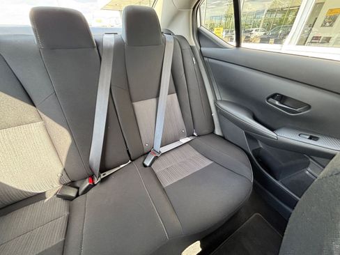 Used 2025 Nissan Sentra SV FWD image 35