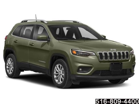 Used 2019 Jeep Cherokee Limited AWD/4WD image 10