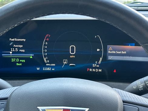 Used 2024 Cadillac XT4 Sport w/ Technology Package image 29