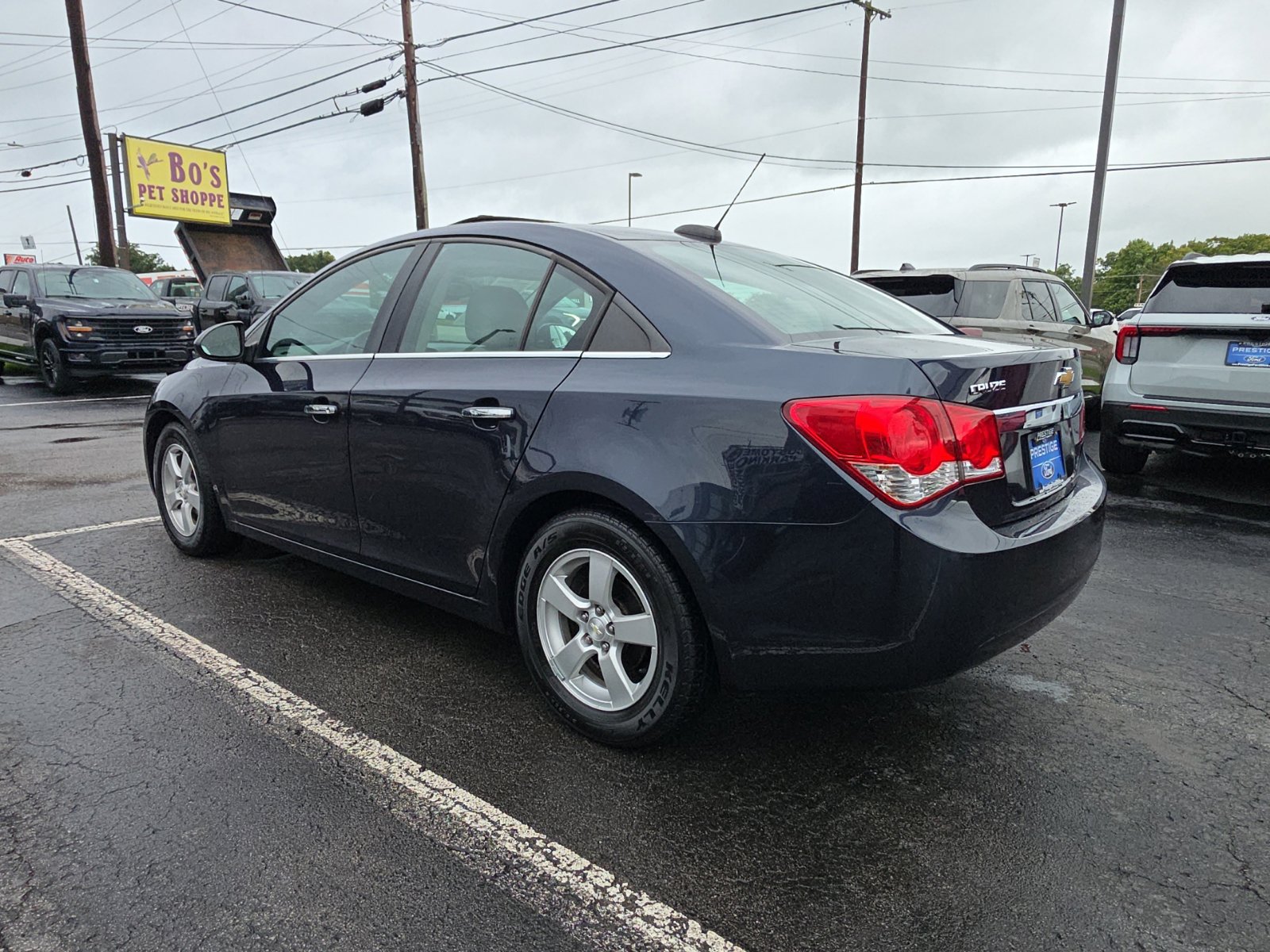 Used 2016 Chevrolet Cruze LT w/ Sun And Sound Package FWD image 8