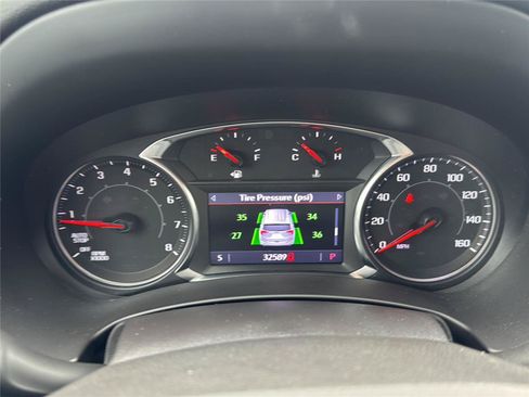 Used 2022 GMC Terrain AT4 w/ Infotainment Package II AWD/4WD image 11