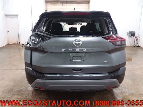 Used 2021 Nissan Rogue SL w/ Premium Package image 8