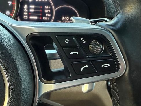 Used 2019 Porsche Cayenne E-Hybrid image 46