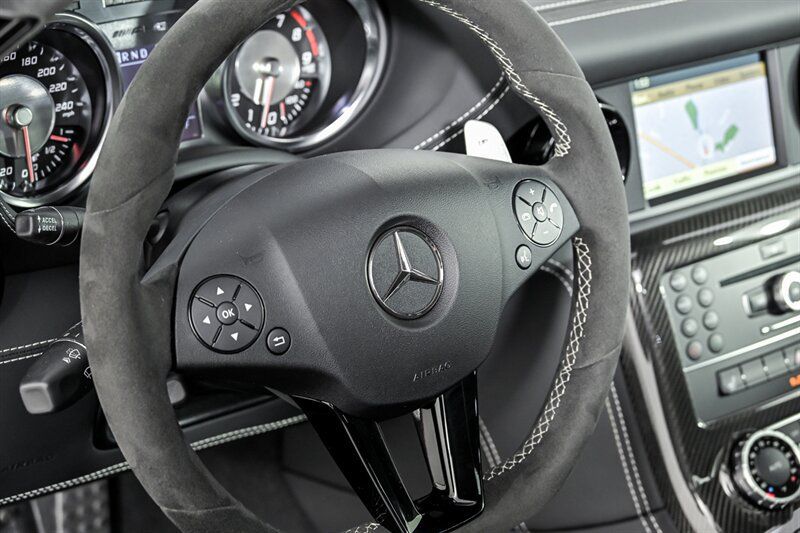 Used 2015 Mercedes-Benz SLS AMG GT Final Edition image 23