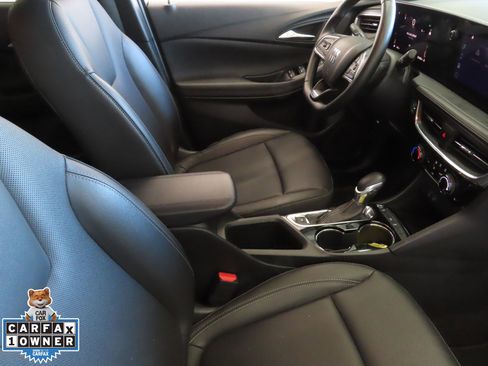 Used 2024 Buick Encore GX Sport Touring image 26