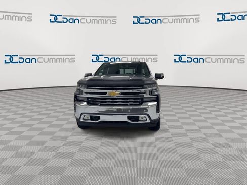 Used 2022 Chevrolet Silverado 1500 LTZ w/ LTZ Convenience Package II AWD/4WD image 3