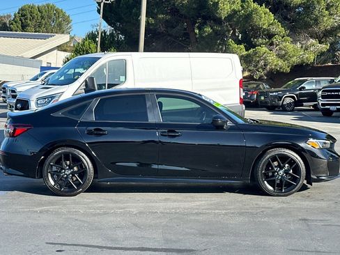Used 2025 Honda Civic Sport image 3