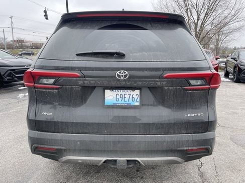 Used 2024 Toyota Grand Highlander XLE image 6
