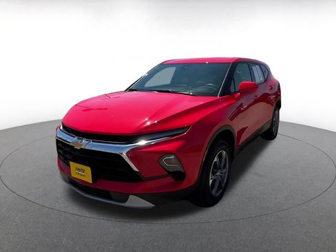 Used 2026 Chevrolet Blazer LT FWD image 7