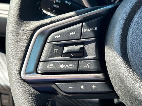 Certified 2025 Subaru Ascent Premium image 32