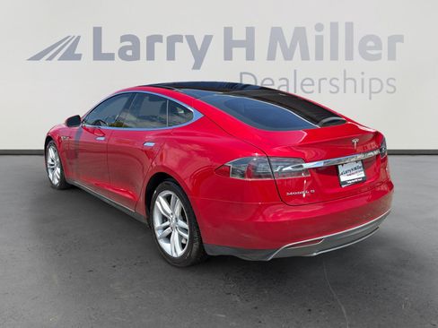 Used 2014 Tesla Model S RWD image 3