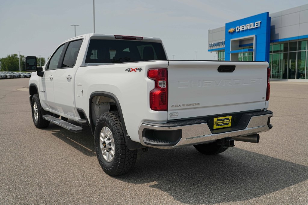 Used 2025 Chevrolet Silverado 2500 LT w/ Convenience Package AWD/4WD image 9