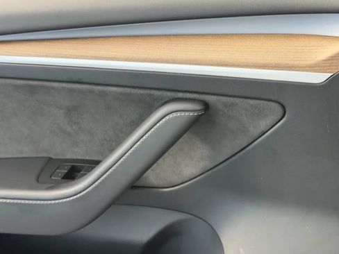 Used 2023 Tesla Model 3 Standard Range RWD image 19