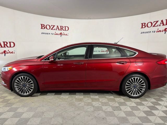 Used 2017 Ford Fusion SE w/ Fusion SE Technology Package FWD image 7