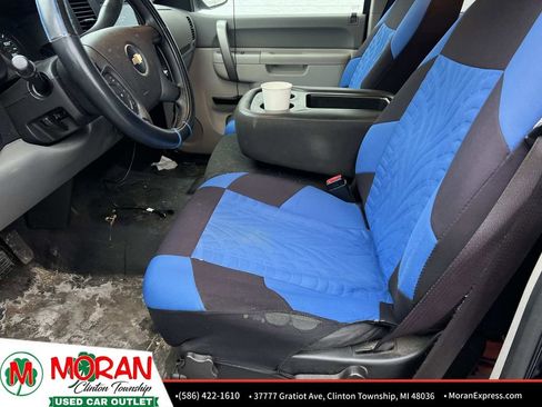Used 2010 Chevrolet Silverado 1500 W/T w/ LS Package image 13