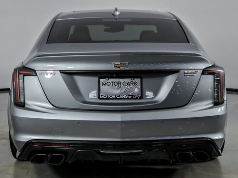 Used 2024 Cadillac CT5 V Blackwing w/ Driver Assist Package RWD image 11